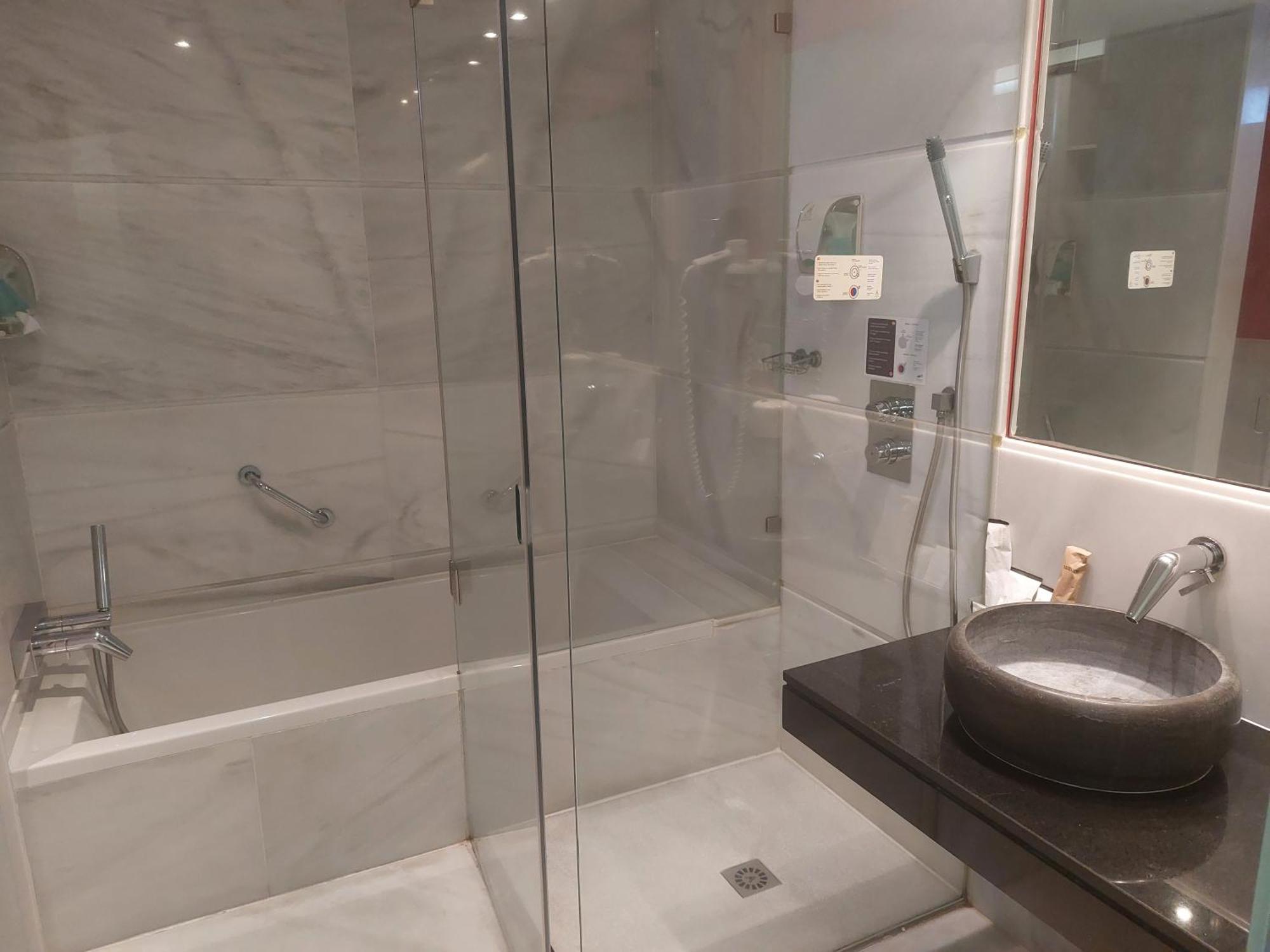 U-Hotel Spa Ciudad De אסטורגה מראה חיצוני תמונה