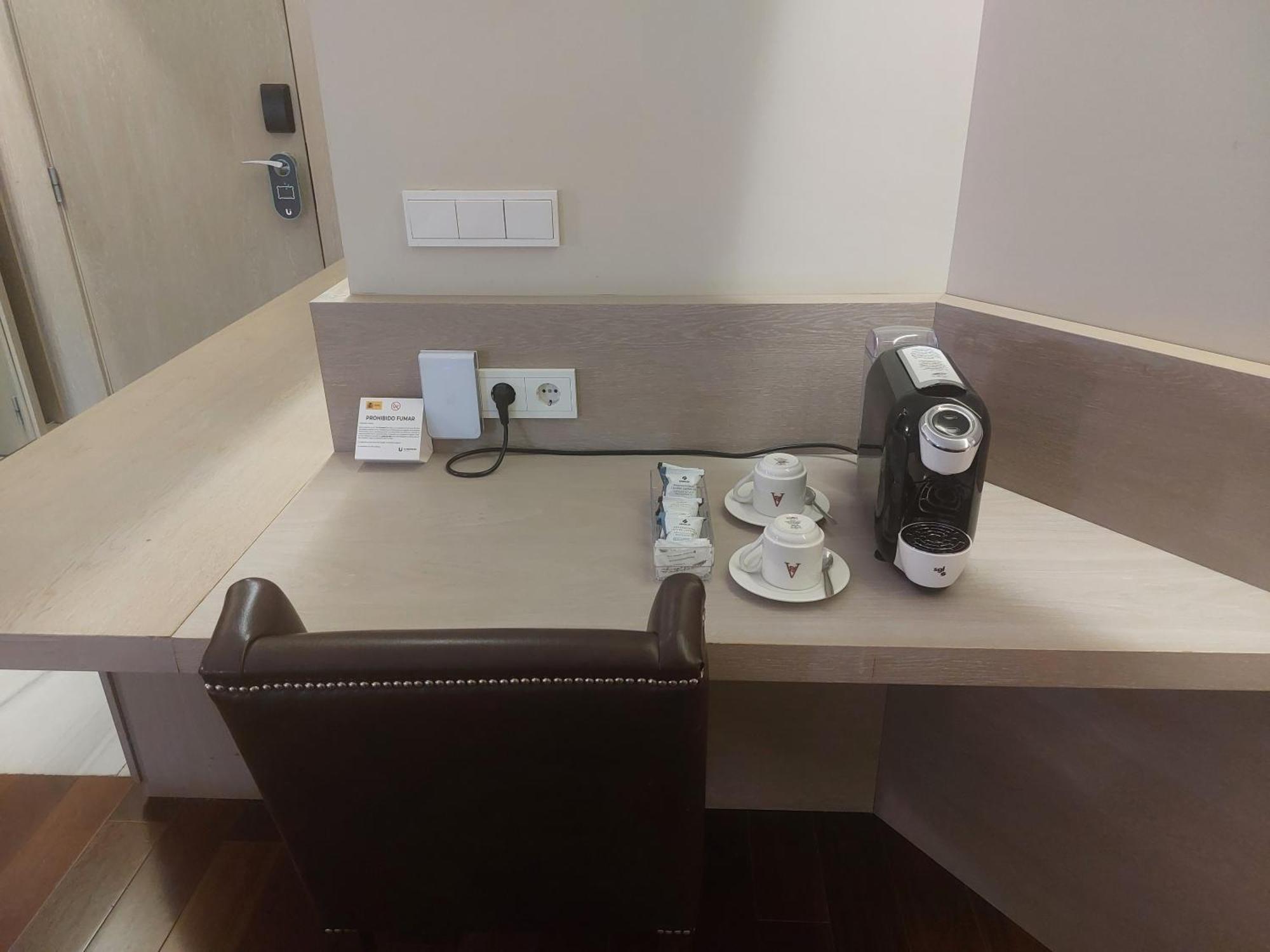U-Hotel Spa Ciudad De אסטורגה מראה חיצוני תמונה