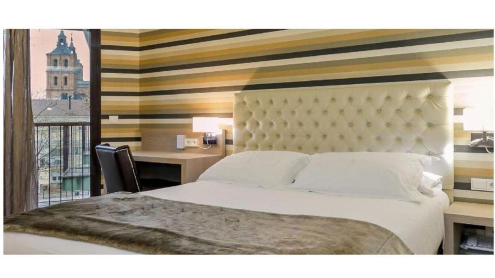 U-Hotel Spa Ciudad De אסטורגה מראה חיצוני תמונה